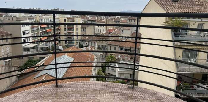 Image 3 sur 14 - Appartement  ·  Vente · Marseille (13005) · 3 pièces · 67m²