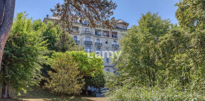 Image 1 sur 11 - Appartement  ·  Vente · Aix Les Bains (73100) · 3 pièces · 108m²