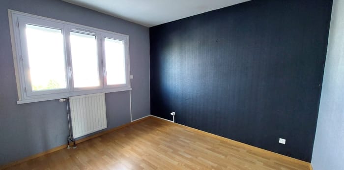 Image 7 sur 10 - Appartement  ·  Vente · Chalon Sur Saone (71100) · 5 pièces · 103m²