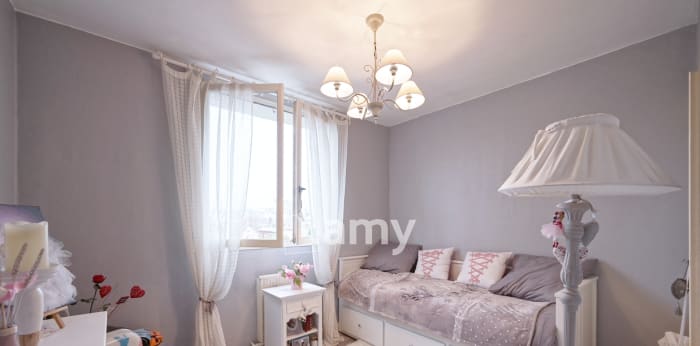 Image 4 sur 12 - Appartement  ·  Vente · Grenoble (38100) · 4 pièces · 69m²