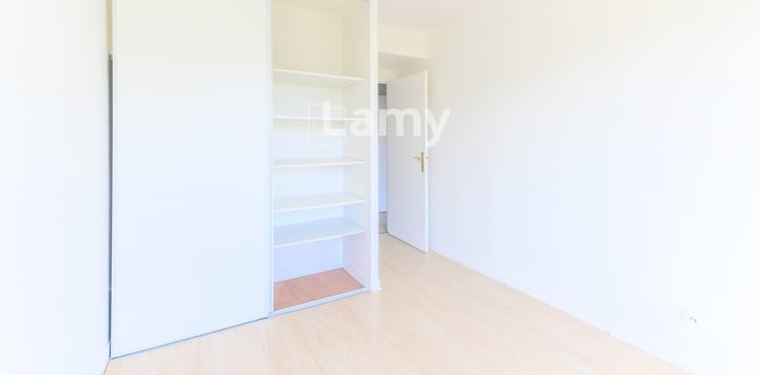 Image 5 sur 8 - Appartement  ·  Vente · Montevrain (77144) · 4 pièces · 76m²