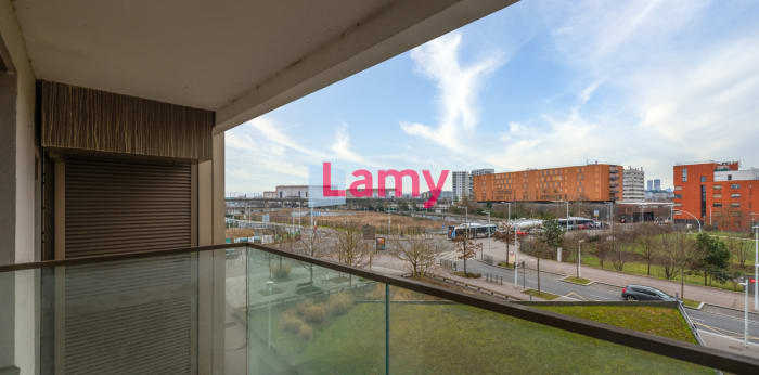 Image 3 sur 10 - Appartement  ·  Vente · Nanterre (92000) · 3 pièces · 72m²