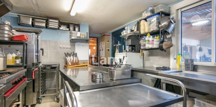 Image 10 sur 10 - Local  ·  Vente · Autrans Meaudre En Vercors (38112) · 164m²