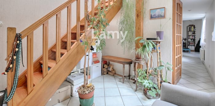 Image 1 sur 10 - Appartement  ·  Vente · Paris (75019) · 2 pièces · 40m²