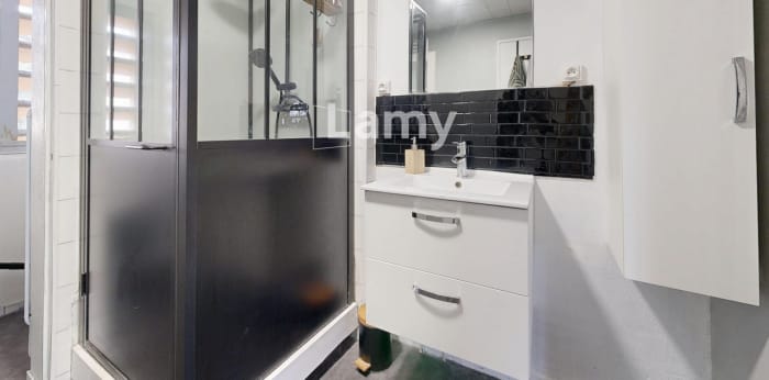 Image 10 sur 14 - Appartement  ·  Vente · Besancon (25000) · 4 pièces · 75m²