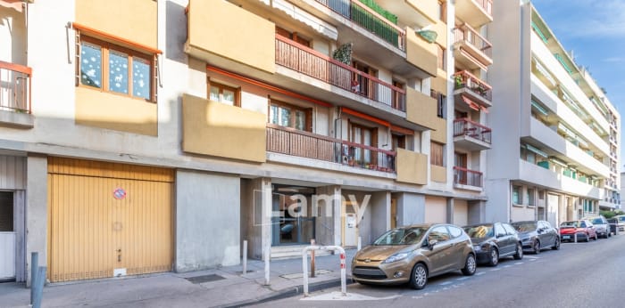 Image 10 sur 10 - Appartement  ·  Vente · Marseille (13005) · 2 pièces · 48m²