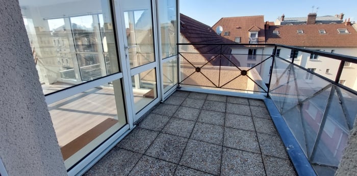 Image 5 sur 8 - Appartement  ·  Vente · Creil (60100) · 2 pièces · 53m²