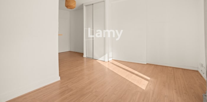 Image 8 sur 11 - Appartement  ·  Vente · Lyon (69006) · 1 pièce · 29m²