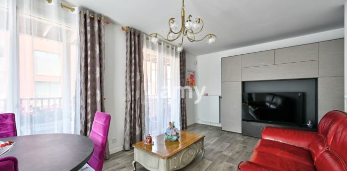 Image 10 sur 15 - Appartement  ·  Vente · Carrieres Sous Poissy (78955) · 3 pièces · 66m²