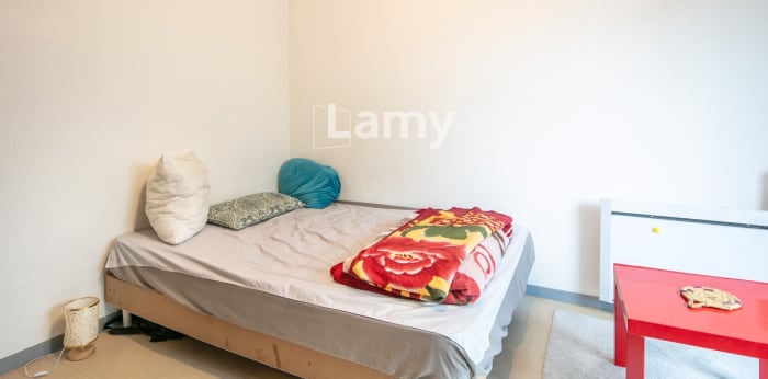 Image 7 sur 10 - Appartement  ·  Vente · Grenoble (38000) · 1 pièce · 18m²