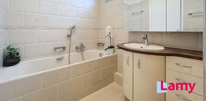 Image 14 sur 18 - Appartement  ·  Vente · Aix En Provence (13090) · 5 pièces · 115m²