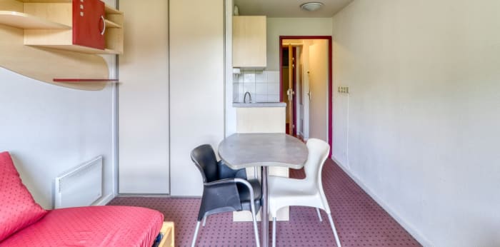 Image 3 sur 5 - Appartement  ·  Vente · Clermont Ferrand (63000) · 1 pièce · 18m²