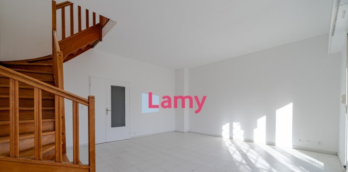 Image 3 sur 20 - Maison/villa  ·  Vente · Nice (06200) · 4 pièces · 92m²