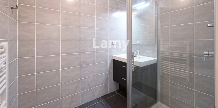 Image 9 sur 13 - Appartement  ·  Vente · Poisat (38320) · 2 pièces · 47m²