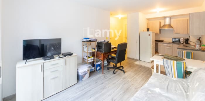 Image 5 sur 8 - Appartement  ·  Vente · Villefranque (64990) · 2 pièces · 38m²