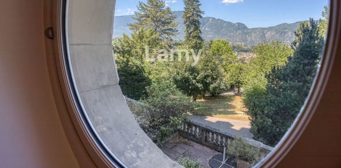 Image 2 sur 11 - Appartement  ·  Vente · Aix Les Bains (73100) · 3 pièces · 108m²