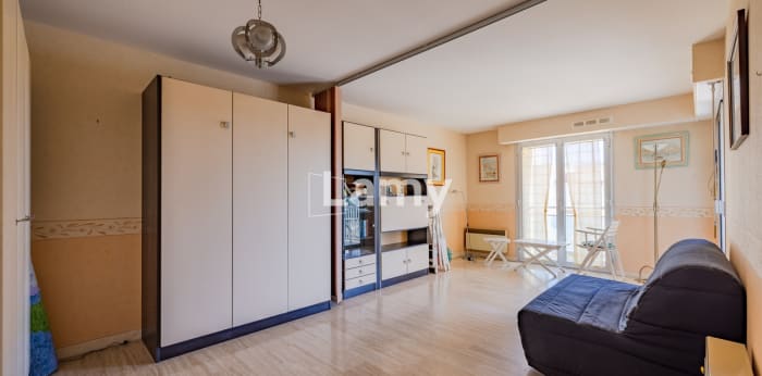 Image 4 sur 12 - Appartement  ·  Vente · St Raphael (83700) · 2 pièces · 49m²