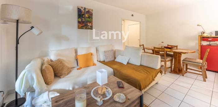 Image 2 sur 12 - Appartement  ·  Vente · Frejus (83600) · 3 pièces · 63m²