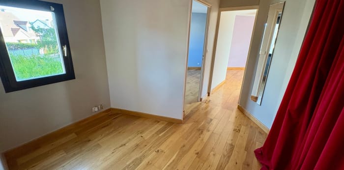 Image 8 sur 19 - Maison/villa  ·  Vente · Deuil La Barre (95170) · 5 pièces · 110m²