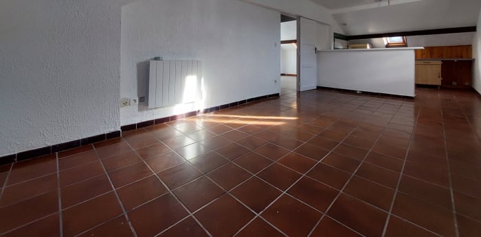 Image 1 sur 6 - Appartement  ·  Vente · Digne Les Bains (04000) · 3 pièces · 63m²