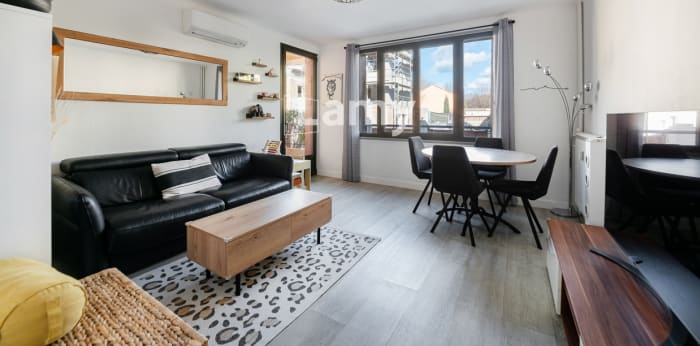 Image 1 sur 8 - Appartement  ·  Vente · Aix En Provence (13100) · 3 pièces · 57m²