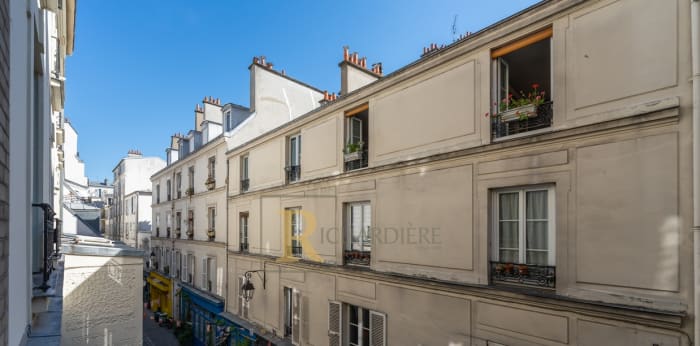 Image 8 sur 10 - Appartement  ·  Vente · Paris (75017) · 3 pièces · 58m²
