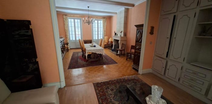 Image 4 sur 9 - Maison/villa  ·  Vente · Libourne (33500) · 4 pièces · 167m²