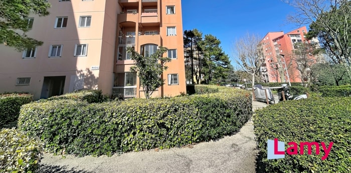 Image 15 sur 16 - Appartement  ·  Vente · Aix En Provence (13090) · 4 pièces · 82m²