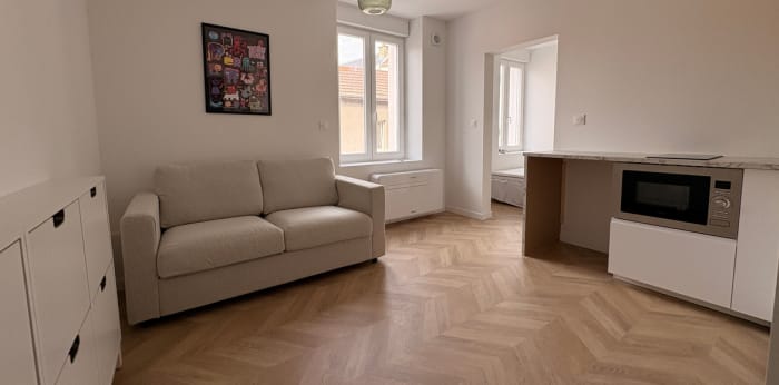 Image 2 sur 7 - Appartement  ·  Vente · Reims (51100) · 1 pièce · 23m²