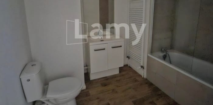 Image 5 sur 7 - Appartement  ·  Vente · St Louis (68300) · 2 pièces · 43m²