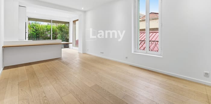 Image 3 sur 7 - Appartement  ·  Vente · Cannes (06400) · 3 pièces · 79m²