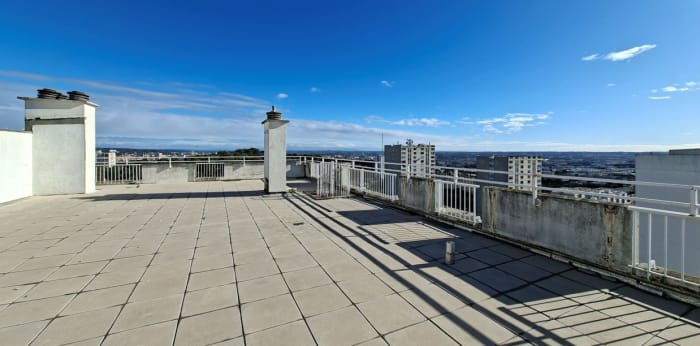 Image 11 sur 14 - Appartement  ·  Vente · Nimes (30900) · 3 pièces · 73m²