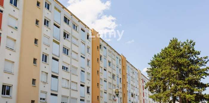 Image 8 sur 9 - Appartement  ·  Vente · St Jacques De La Lande (35136) · 4 pièces · 68m²