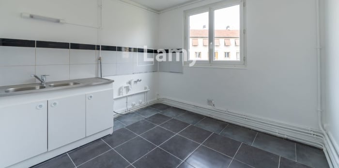 Image 7 sur 9 - Appartement  ·  Vente · Drancy (93700) · 5 pièces · 82m²