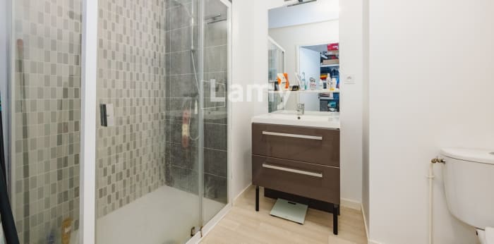 Image 7 sur 9 - Appartement  ·  Vente · Rennes (35000) · 1 pièce · 32m²