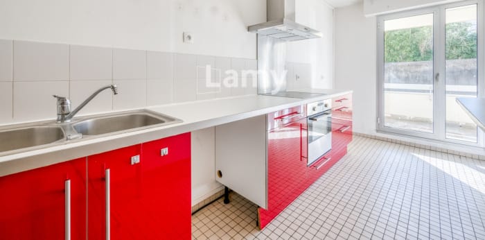 Image 4 sur 9 - Appartement  ·  Vente · Bordeaux (33200) · 2 pièces · 61m²