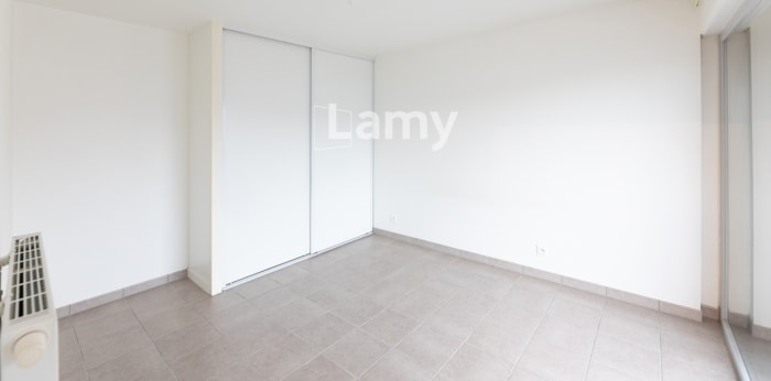 Image 7 sur 9 - Appartement  ·  Vente · Bayonne (64100) · 2 pièces · 58m²