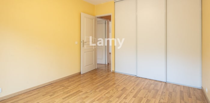 Image 13 sur 13 - Appartement  ·  Vente · Voiron (38500) · 4 pièces · 98m²