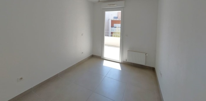 Image 8 sur 17 - Appartement  ·  Vente · Juvignac (34990) · 3 pièces · 57m²