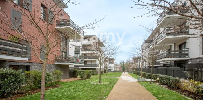 Image 2 sur 10 - Appartement  ·  Vente · Pontoise (95300) · 2 pièces · 49m²