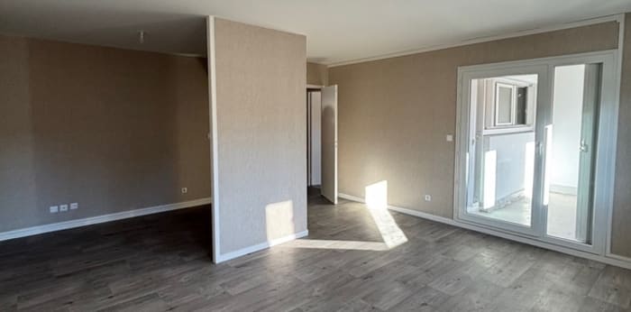 Image 9 sur 9 - Appartement  ·  Vente · Angouleme (16000) · 4 pièces · 77m²