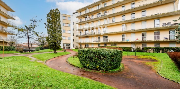 Image 10 sur 11 - Appartement  ·  Vente · Angouleme (16000) · 2 pièces · 53m²