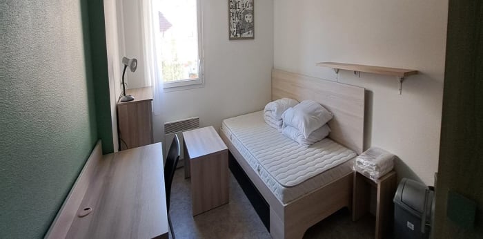 Image 1 sur 9 - Appartement  ·  Vente · Reims (51100) · 1 pièce · 18m²