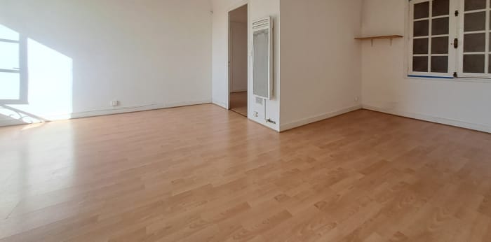 Image 7 sur 12 - Appartement  ·  Vente · Bayonne (64100) · 2 pièces · 56m²