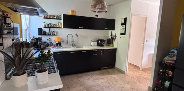 Image 3 sur 25 - Maison/villa  ·  Vente · Molleges (13940) · 162m²