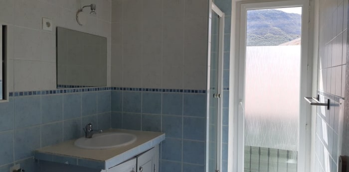 Image 10 sur 22 - Appartement  ·  Vente · Laragne Monteglin (05300) · 5 pièces · 49m²