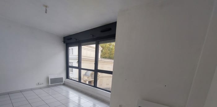 Image 10 sur 12 - Appartement  ·  Vente · Lyon (69007) · 1 pièce · 33m²