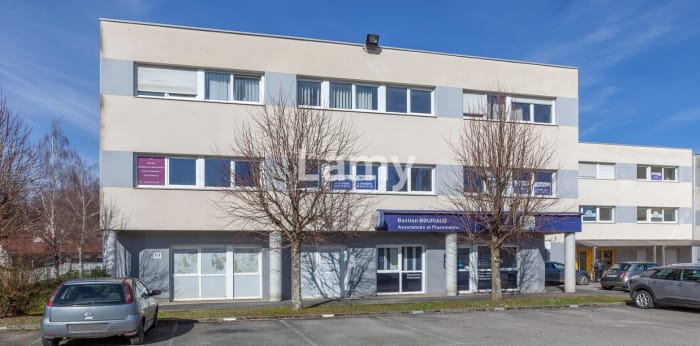 Image 1 sur 16 - Appartement  ·  Vente · Besancon (25000) · 11 pièces · 480m²