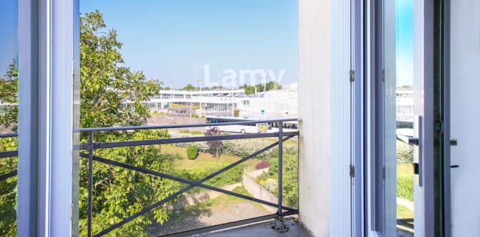 Image 2 sur 3 - Appartement  ·  Vente · La Roche Sur Yon (85000) · 35m²