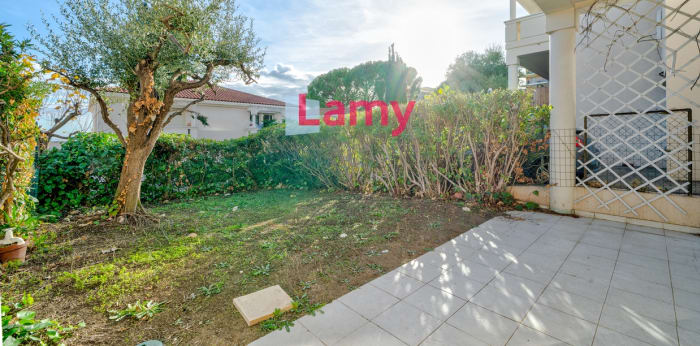 Image 1 sur 20 - Maison/villa  ·  Vente · Nice (06200) · 4 pièces · 92m²